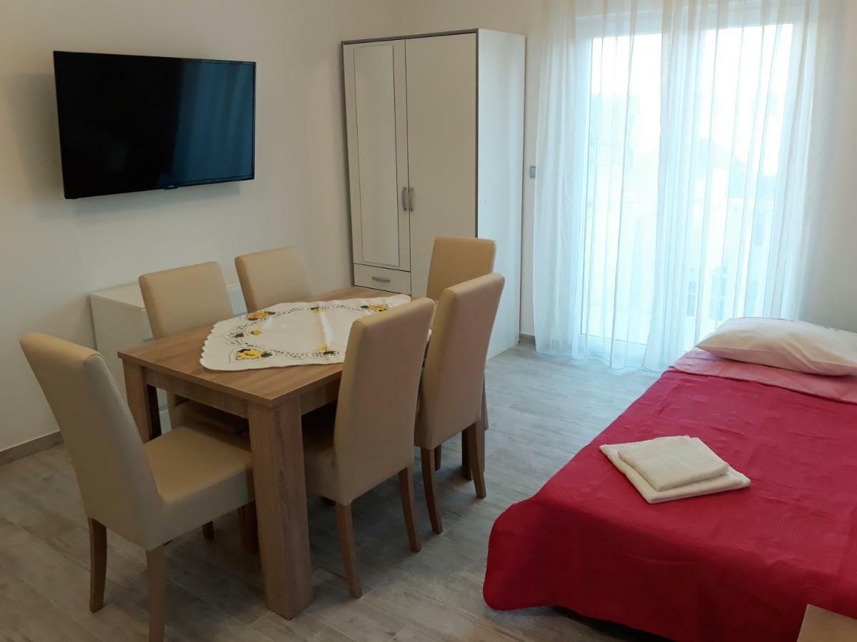 Apartmani Vinko Bol Dış mekan fotoğraf